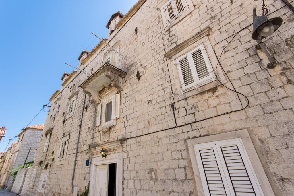Top-Floor Apartment In Trogir Center Экстерьер фото