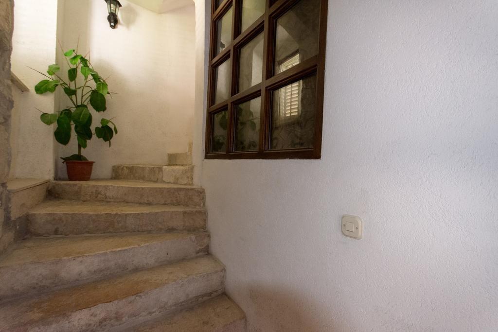 Top-Floor Apartment In Trogir Center Экстерьер фото